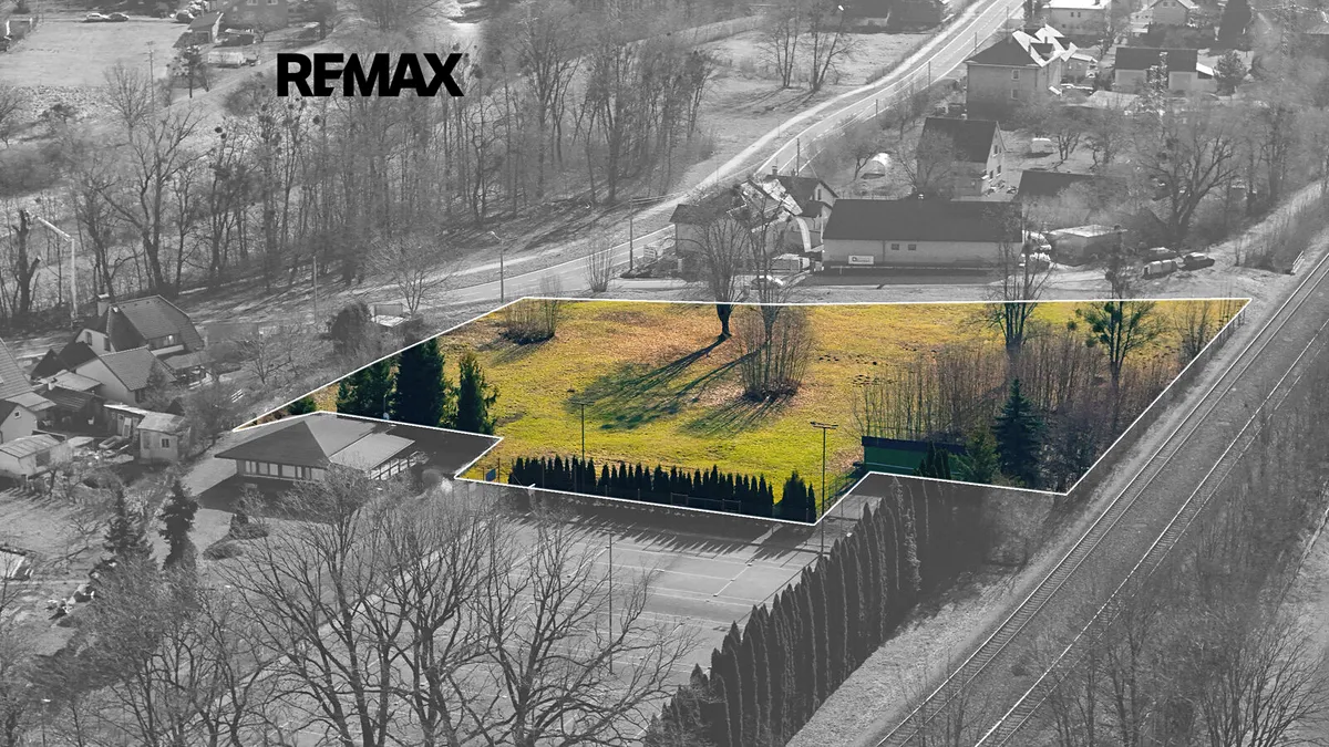 Prodej komerčního pozemku 6418 m²